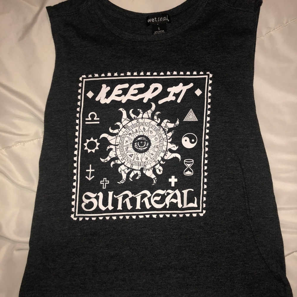 Gray Sleeveless T-shirt.